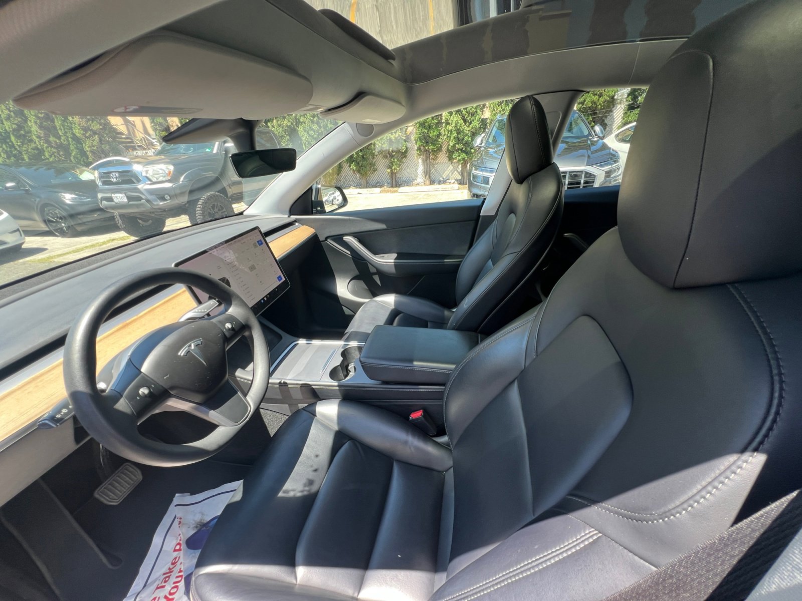 Used 2021 Tesla Model Y Long Range image 23