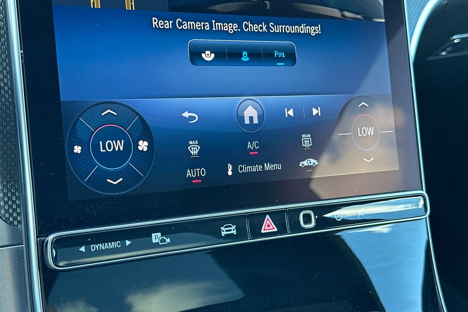 Used 2024 Mercedes-Benz CLE 300 4MATIC Coupe w/ AMG Line image 17