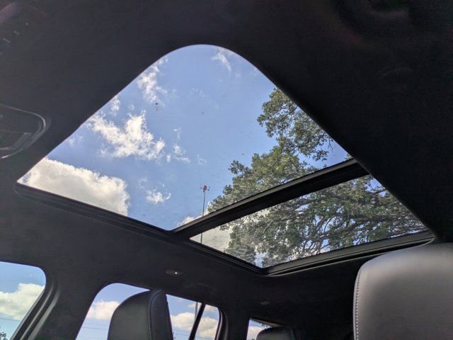 New 2025 Jeep Grand Cherokee Limited w/ Black Appearance Package image 21