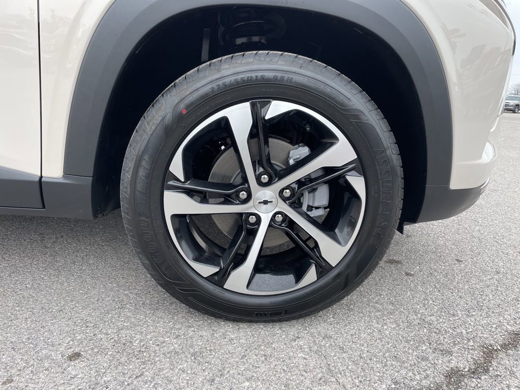 New 2026 Chevrolet Trax RS w/ Driver Confidence Package image 49