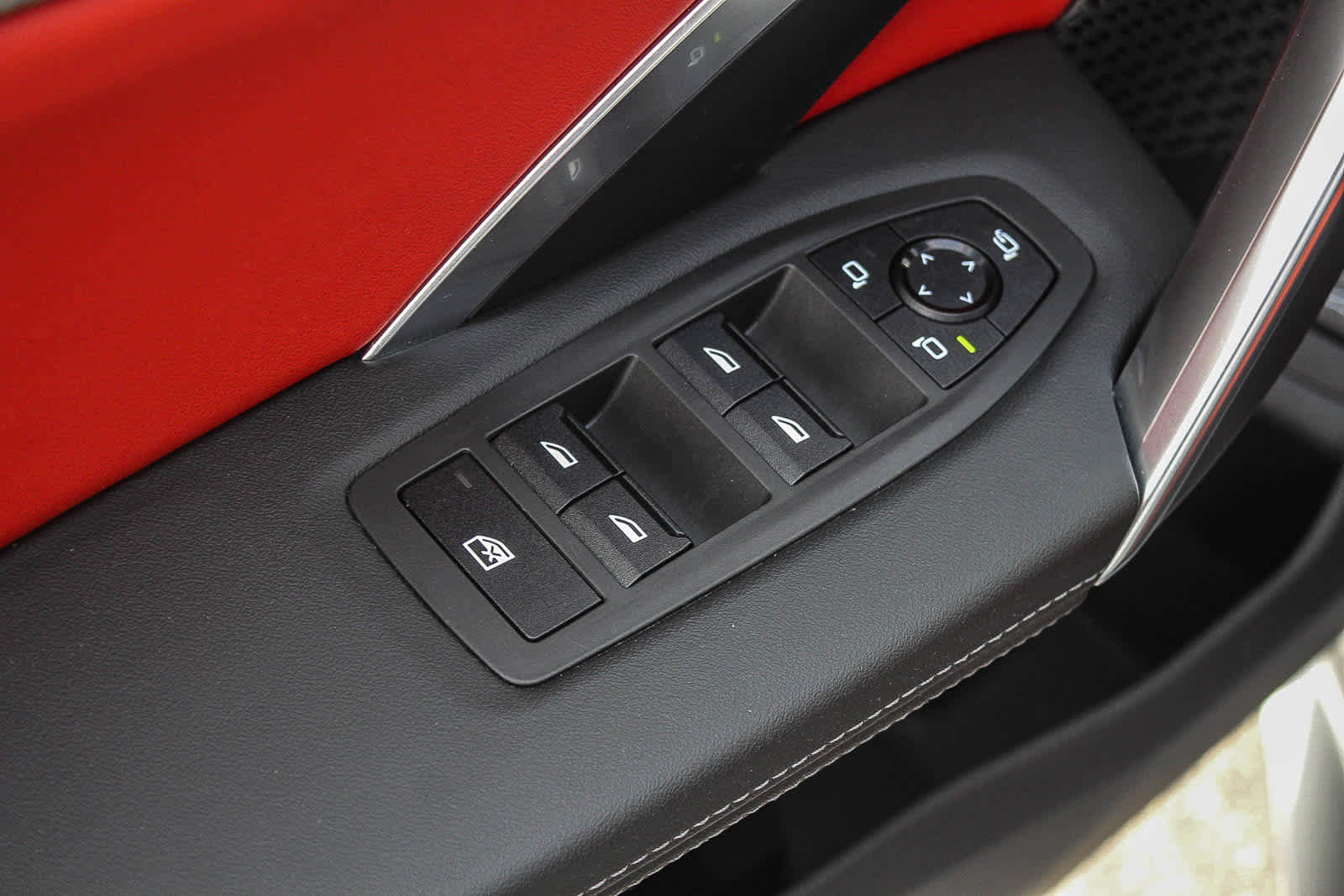 Used 2025 BMW X2 M35i image 28