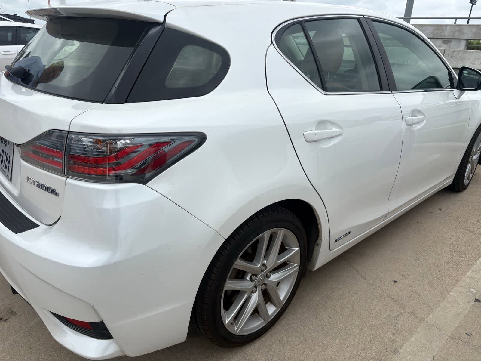 Used 2014 Lexus CT 200h FWD image 5