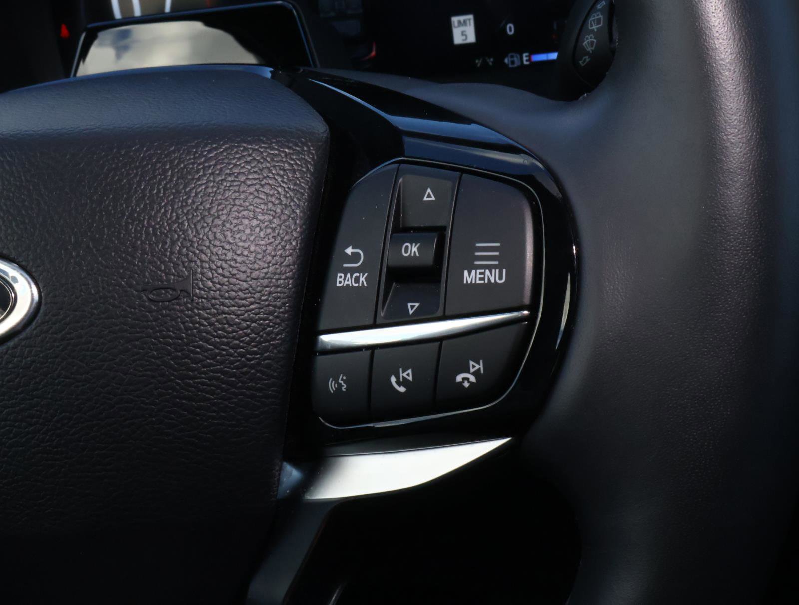 Used 2025 Ford Explorer Platinum w/ LUX Leather Package image 29