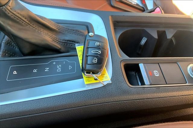 Used 2020 Audi Q3 2.0T Premium w/ Convenience Package image 12