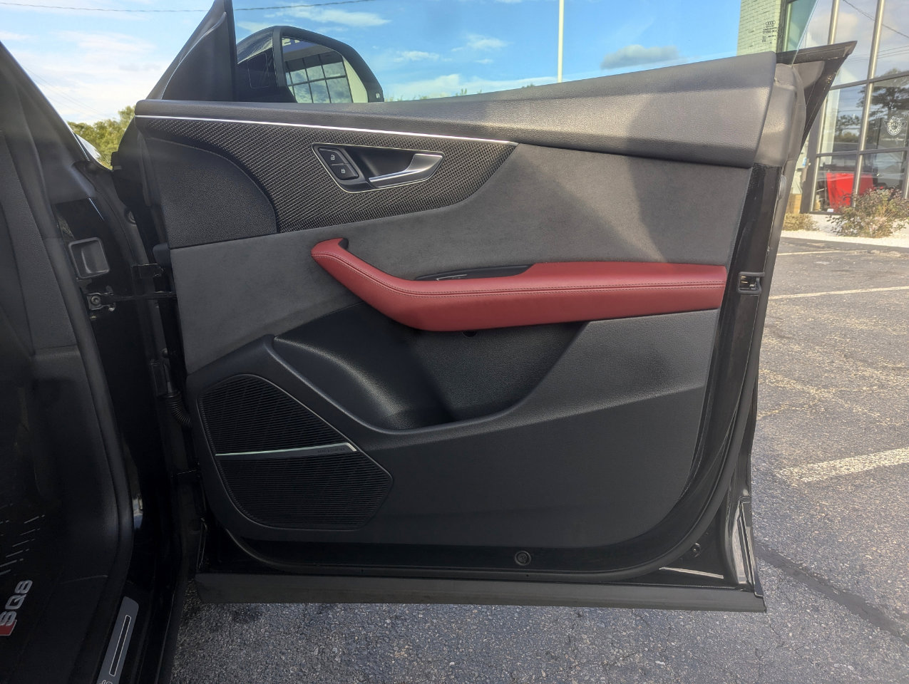 Used 2023 Audi SQ8 Premium Plus image 28