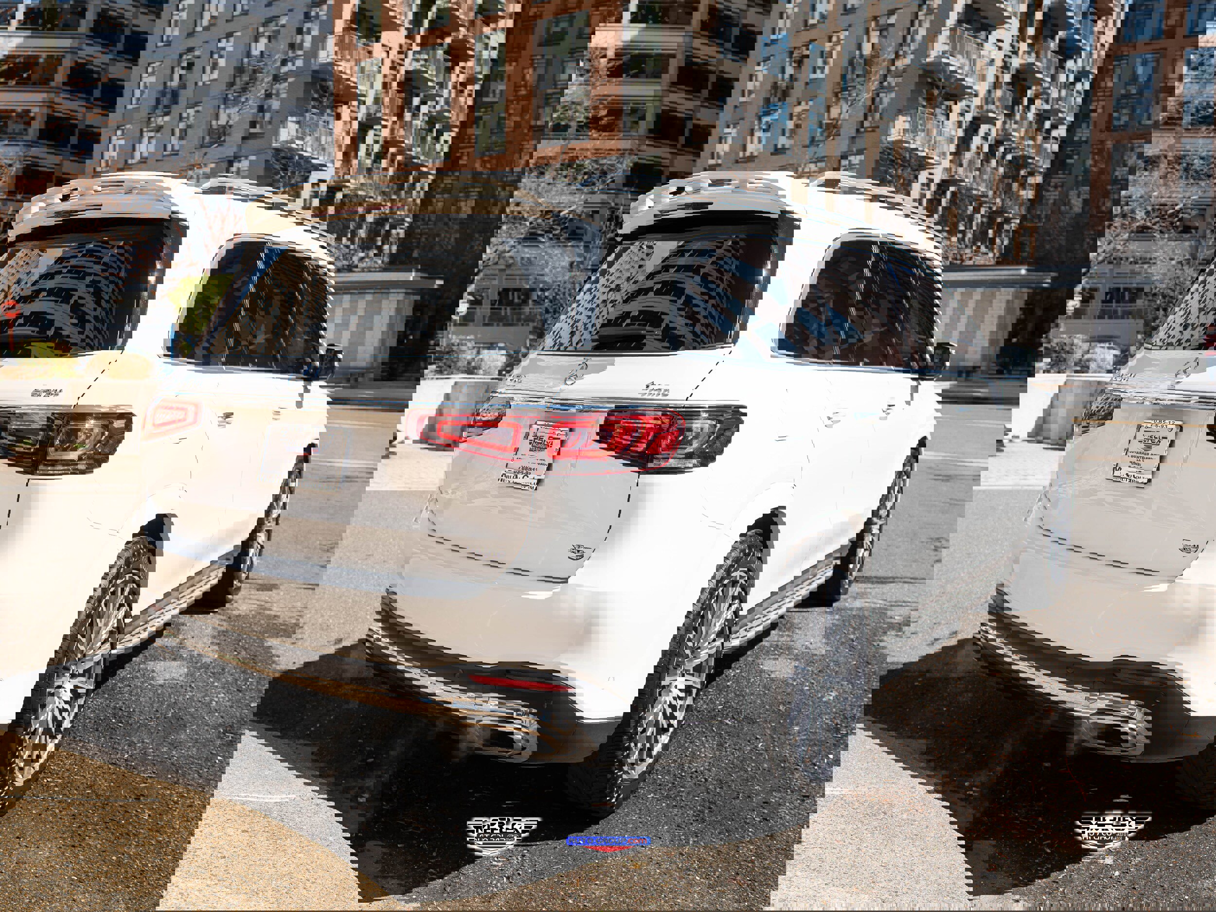 Used 2021 Mercedes-Benz GLS 580 580 4MATIC AMG image 7