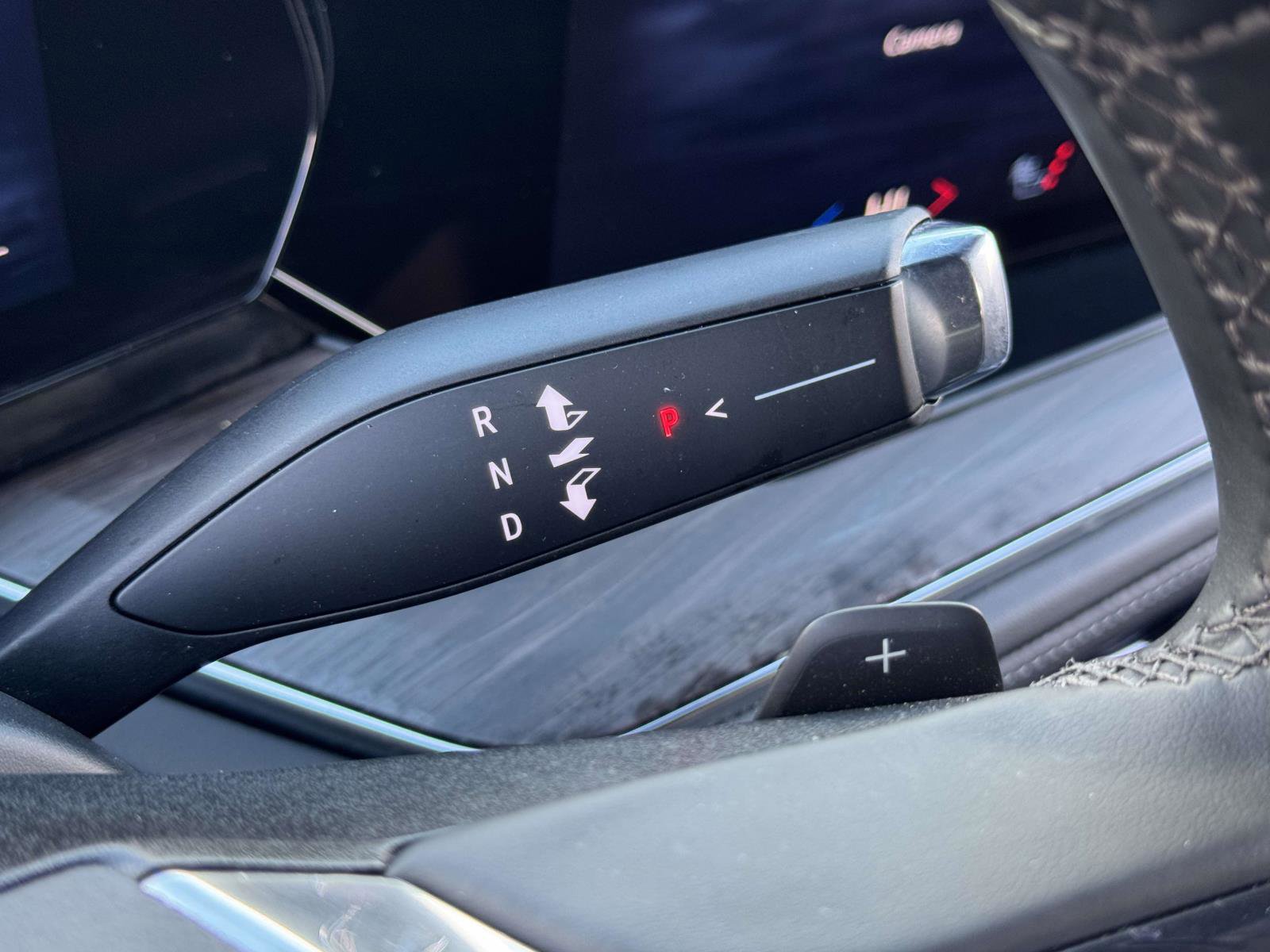 Certified 2025 Chevrolet Suburban Z71 image 9