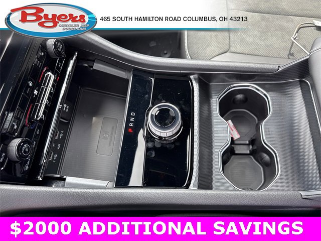 New 2025 Jeep Grand Cherokee Altitude image 24