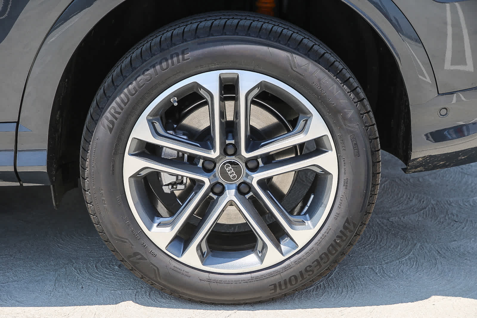 New 2025 Audi Q5 Premium Plus image 10