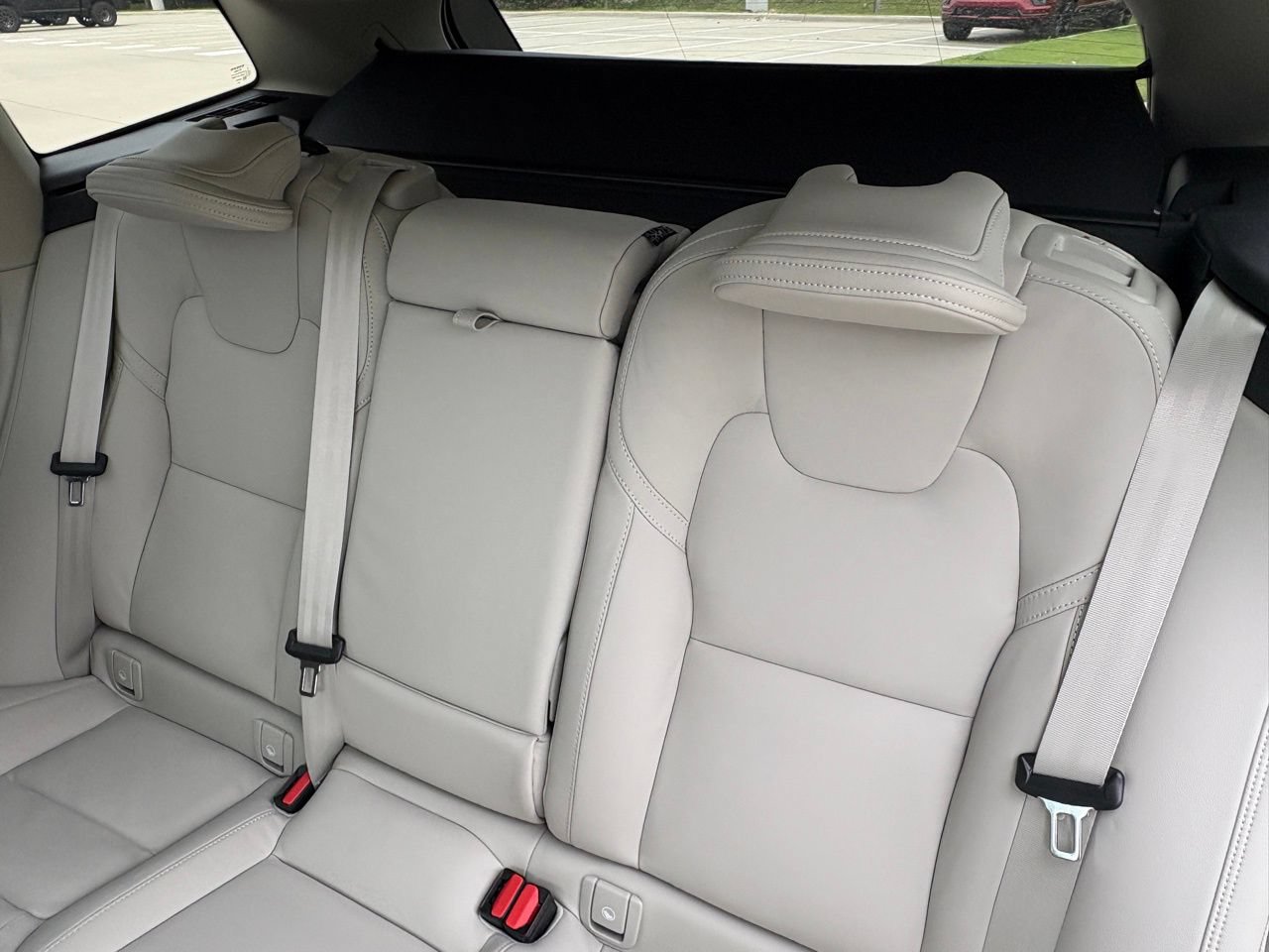 New 2026 Volvo XC60 B5 Ultra w/ Protection Package Premier AWD/4WD image 23