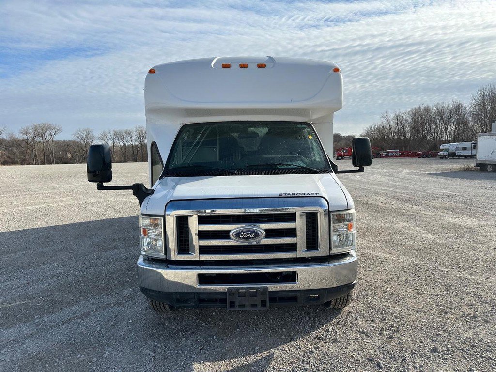Used 2013 Ford E-450 and Econoline 450 Super Duty w/ Shuttle Bus Prep Pkg image 6