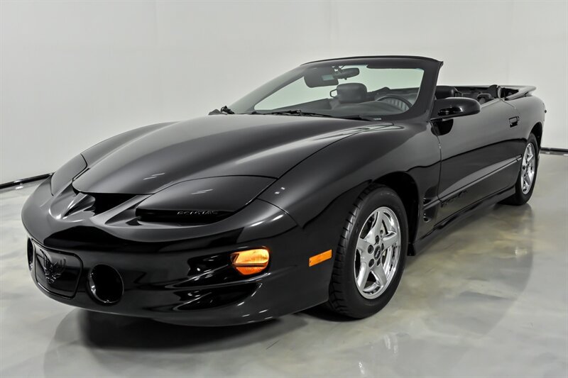 Used 2002 Pontiac Firebird Trans Am RWD image 6
