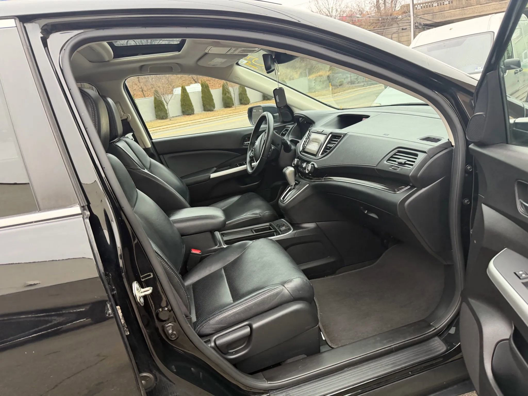 Used 2016 Honda CR-V Touring image 19