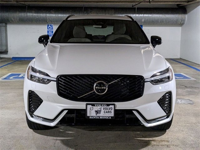 New 2026 Volvo XC60 B5 Plus w/ Protection Package Premier image 8