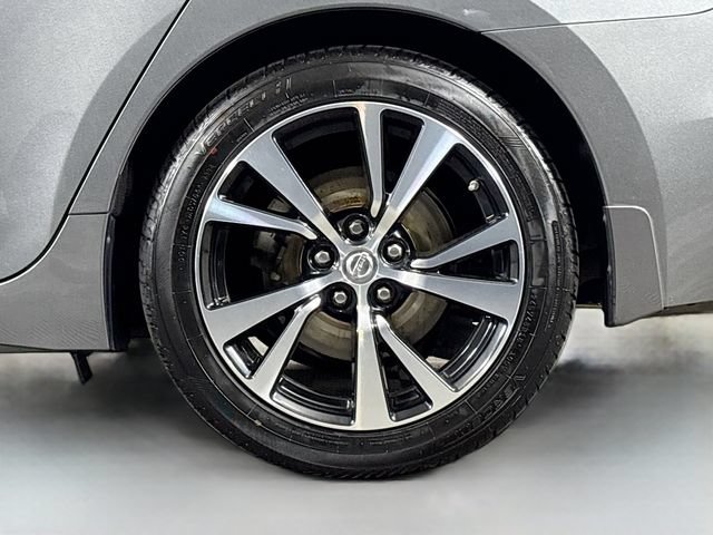 Used 2018 Nissan Maxima Platinum FWD image 32