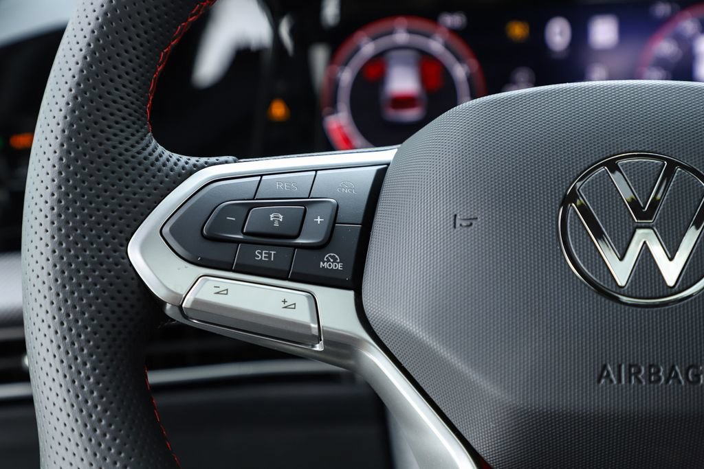 New 2026 Volkswagen GTI SE FWD image 58