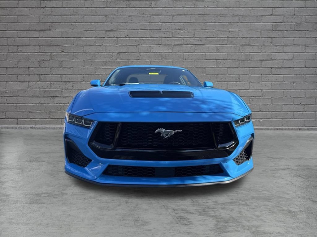 Used 2024 Ford Mustang GT RWD image 2