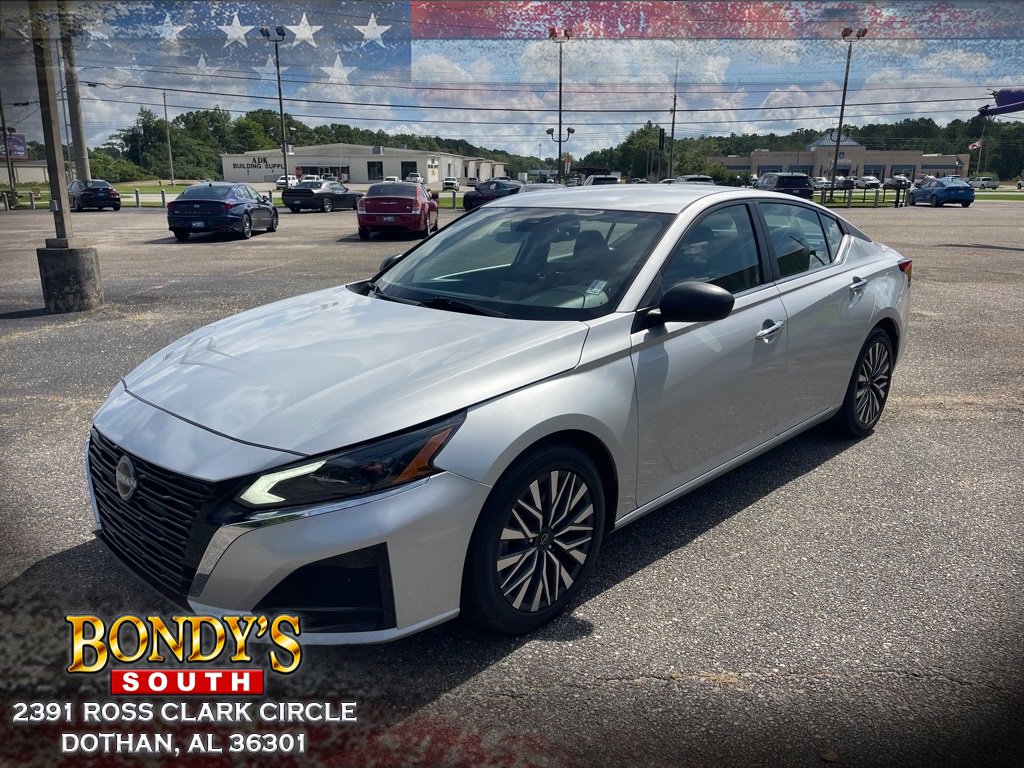 Used 2024 Nissan Altima 2.5 SV