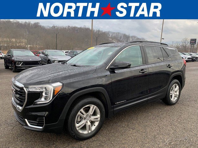 Certified 2022 GMC Terrain SLE w/ Driver Convenience Package image 1