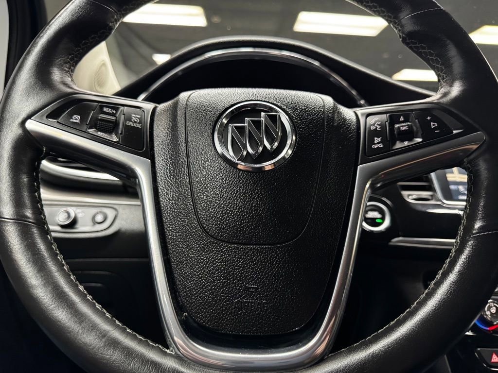 Used 2018 Buick Encore Essence FWD image 23
