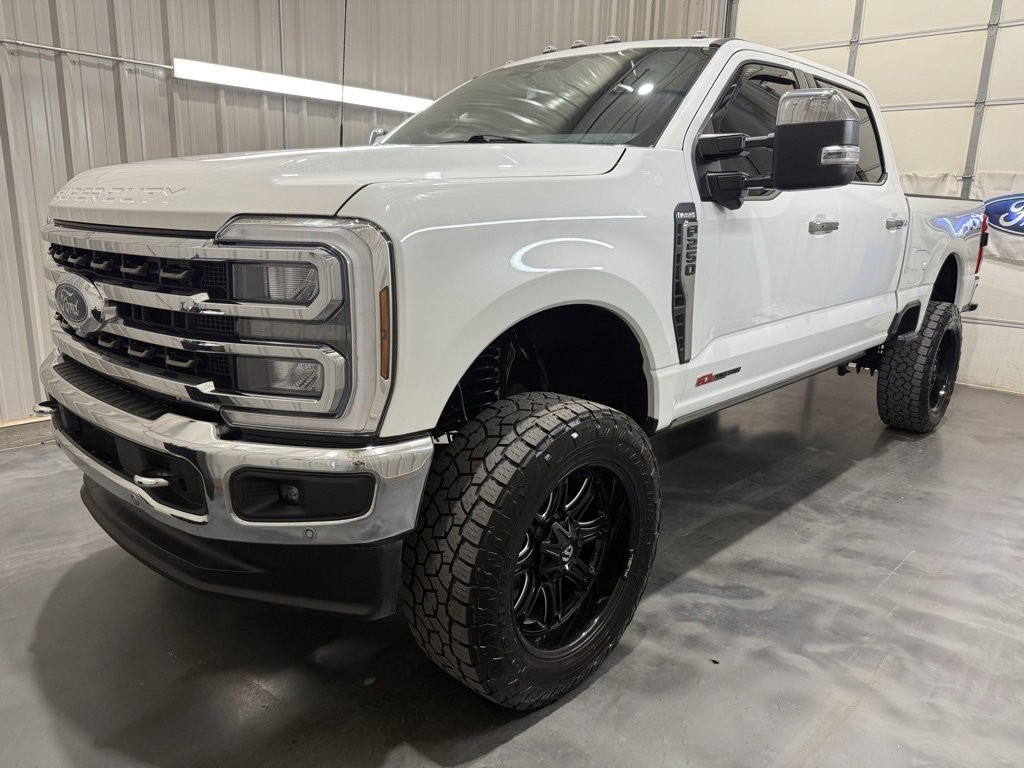 Used 2024 Ford F250 King Ranch w/ Chrome Package image 3
