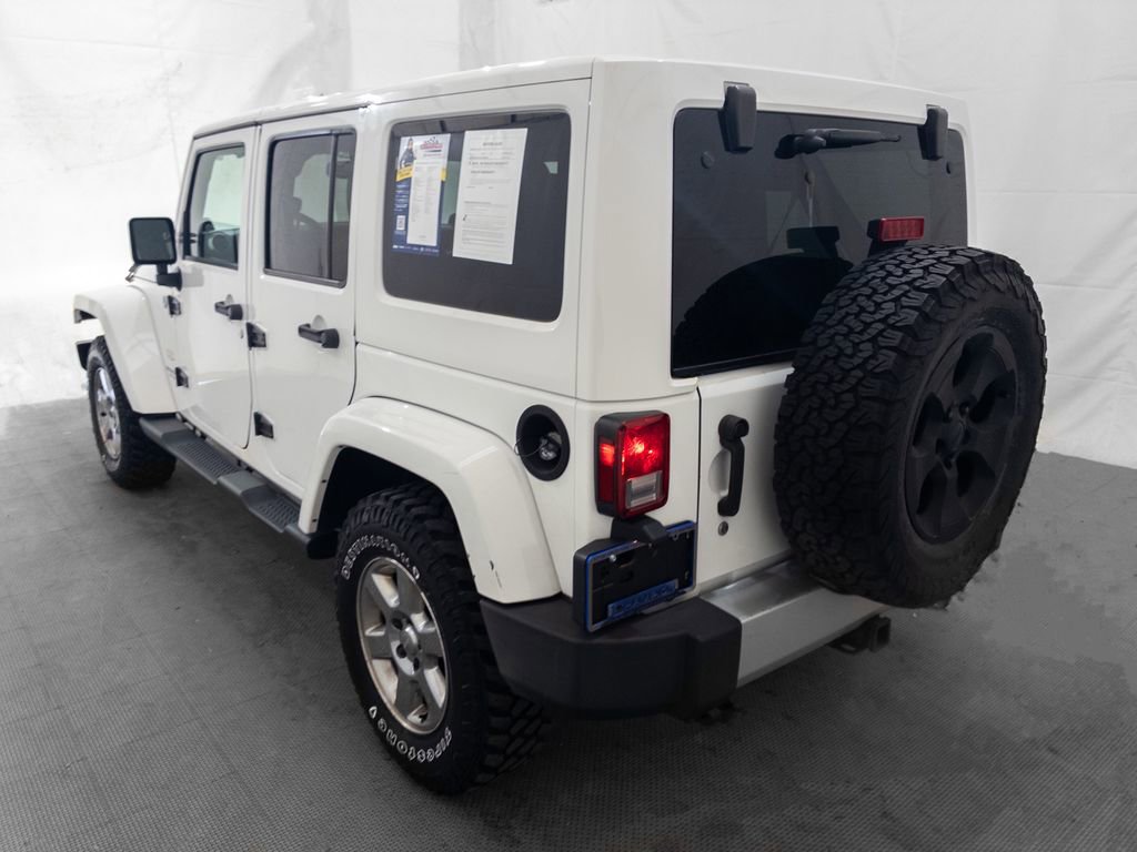 Used 2014 Jeep Wrangler Unlimited Sahara w/ Connectivity Group image 4