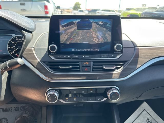 Used 2024 Nissan Altima 2.5 SV FWD image 16
