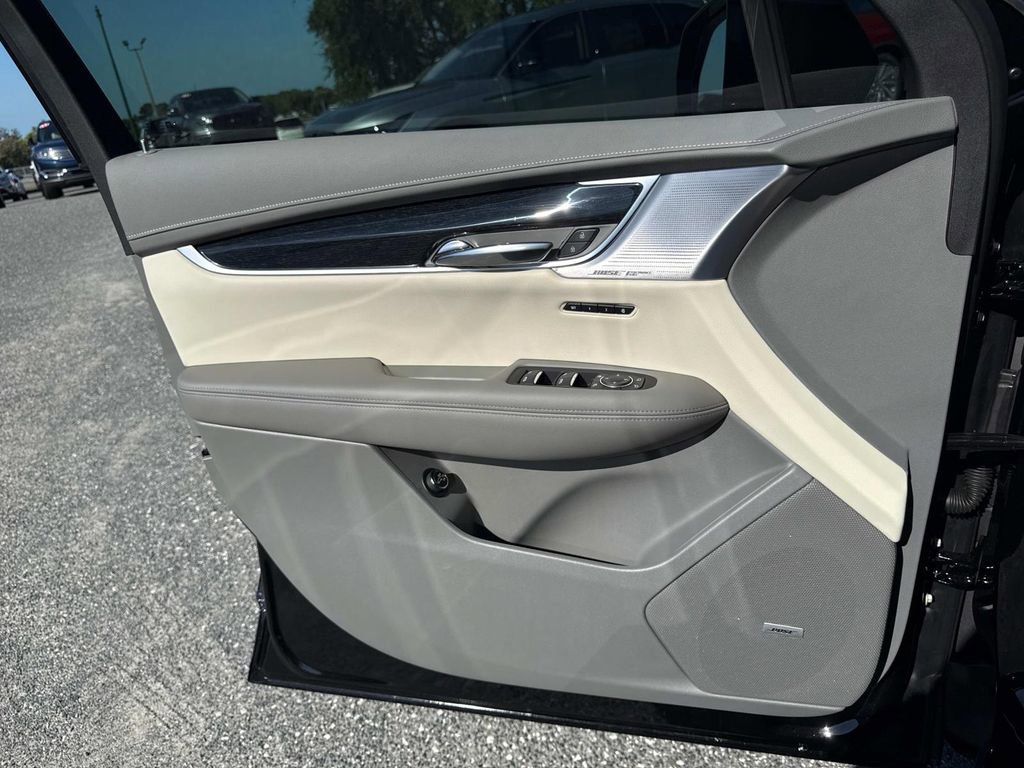 New 2025 Cadillac XT6 Premium Luxury w/ Technology Package image 19
