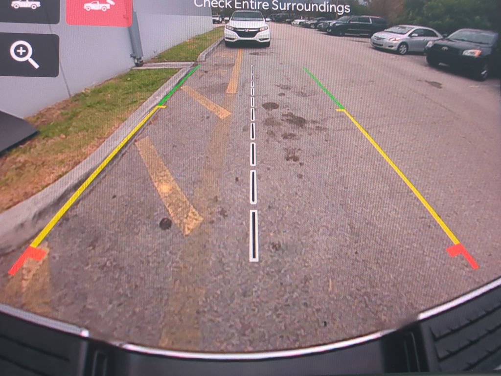 Used 2024 RAM 3500 Tradesman w/ Chrome Appearance Group image 24