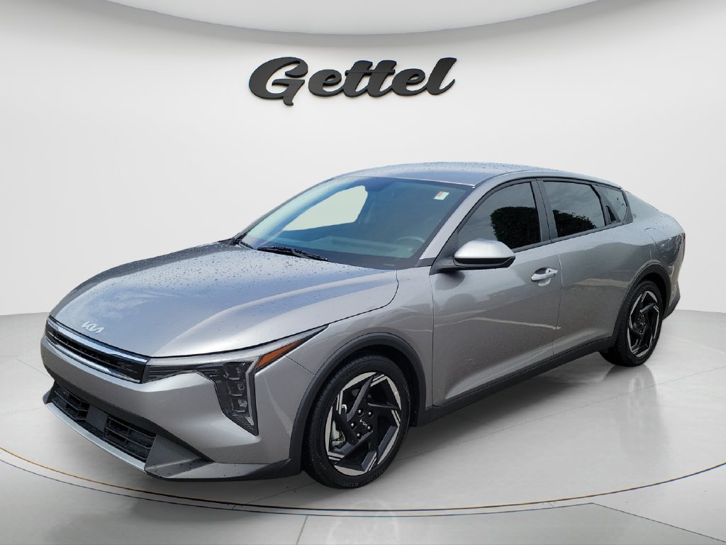 Used 2025 Kia K4 EX FWD image 1