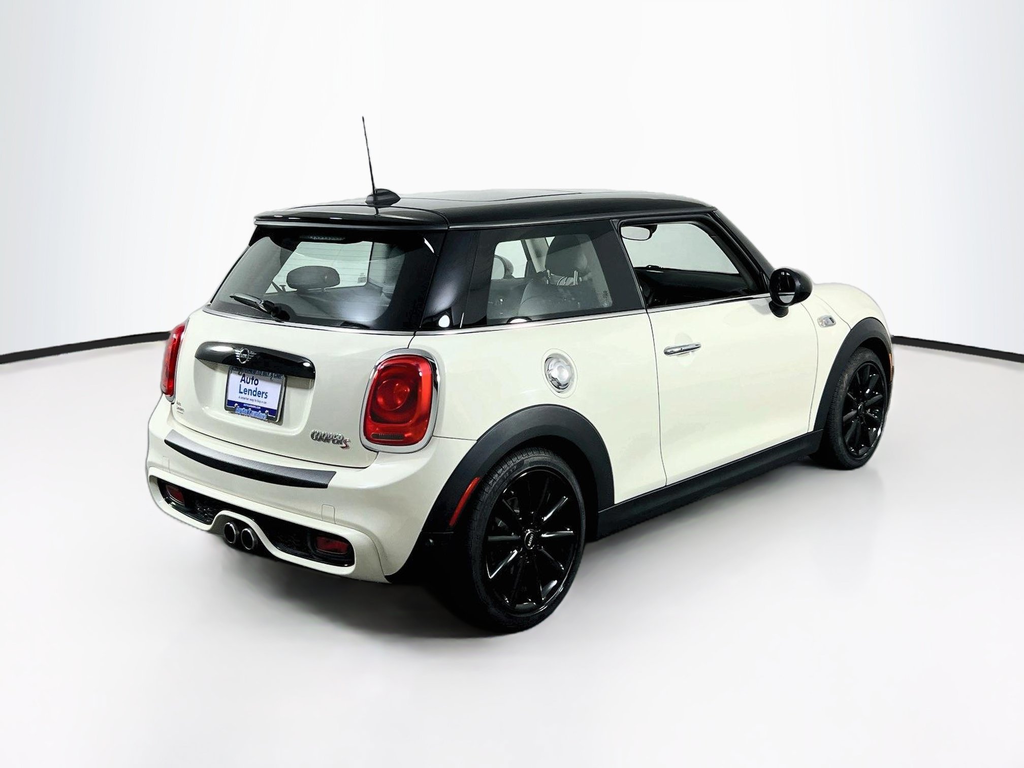Used 2019 MINI Cooper S FWD image 5