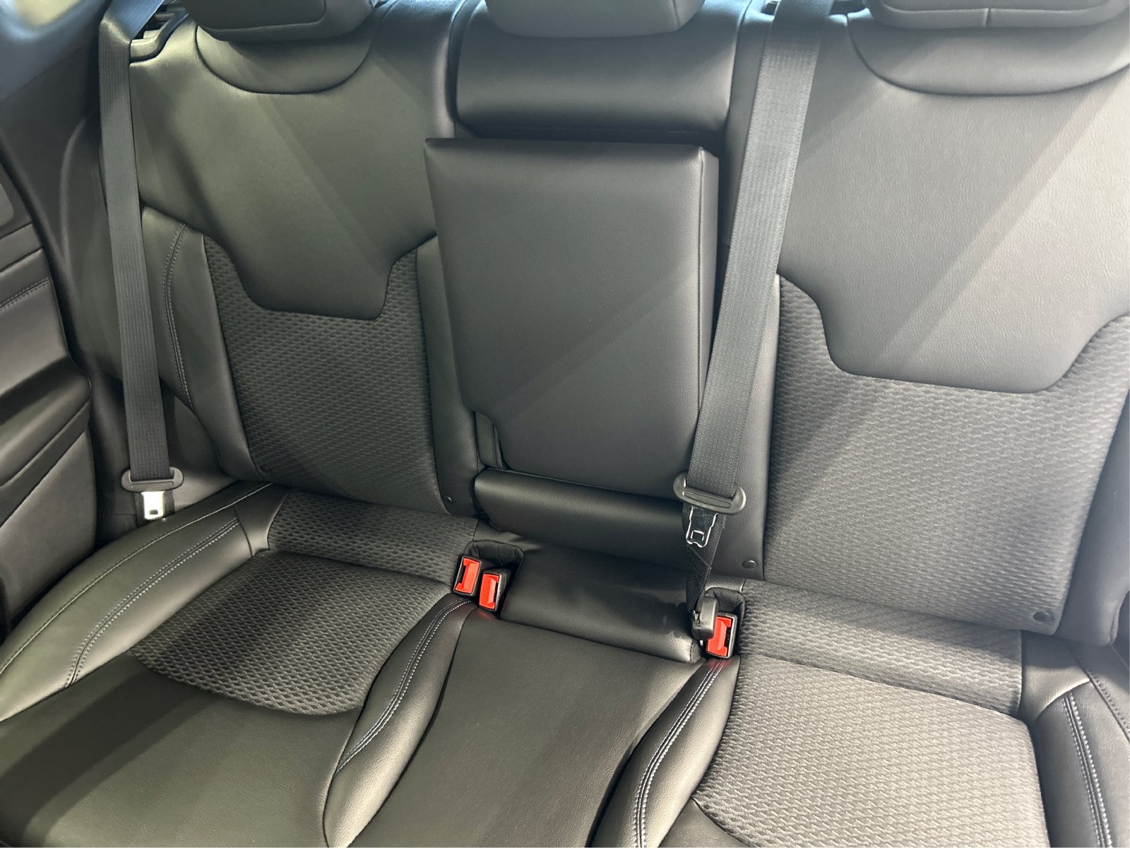 New 2026 Jeep Compass Latitude AWD/4WD image 13