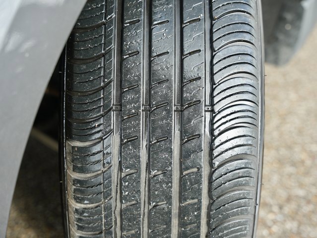 Used 2023 Ford Edge SEL image 28