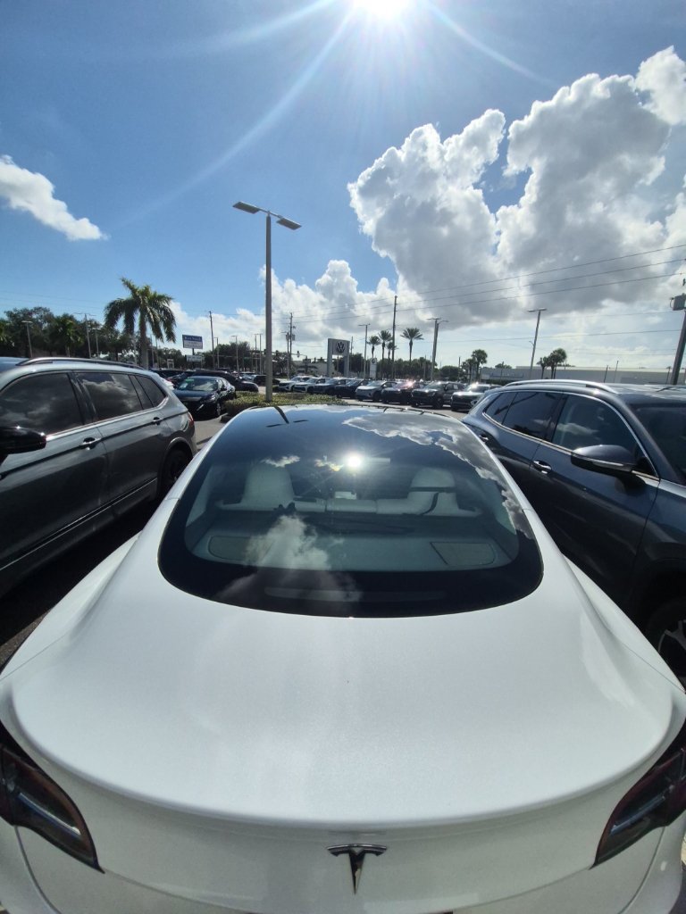 Used 2021 Tesla Model 3 Standard Range Plus RWD image 4