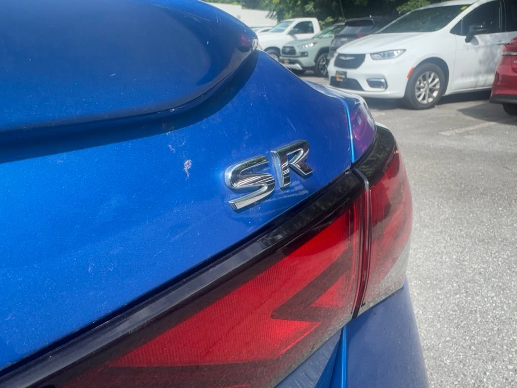 Used 2022 Nissan Sentra SR w/ Electronics Package FWD image 10