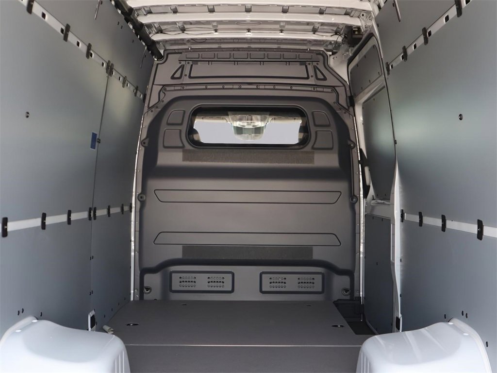 Used 2024 Mercedes-Benz Sprinter 3500 image 15