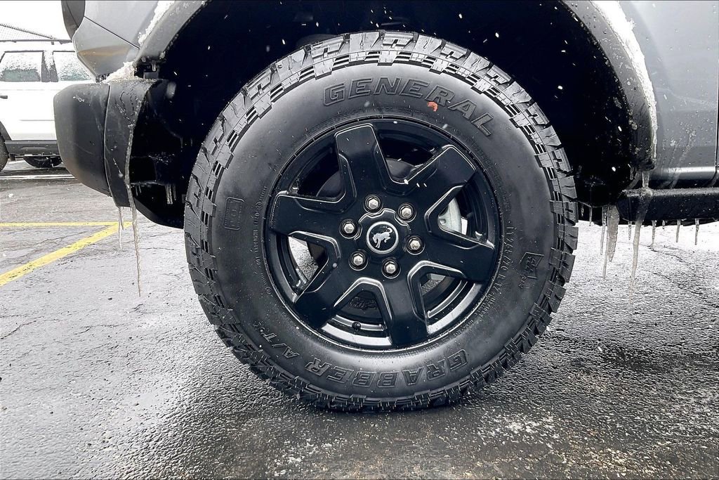 Certified 2024 Ford Bronco Black Diamond image 8