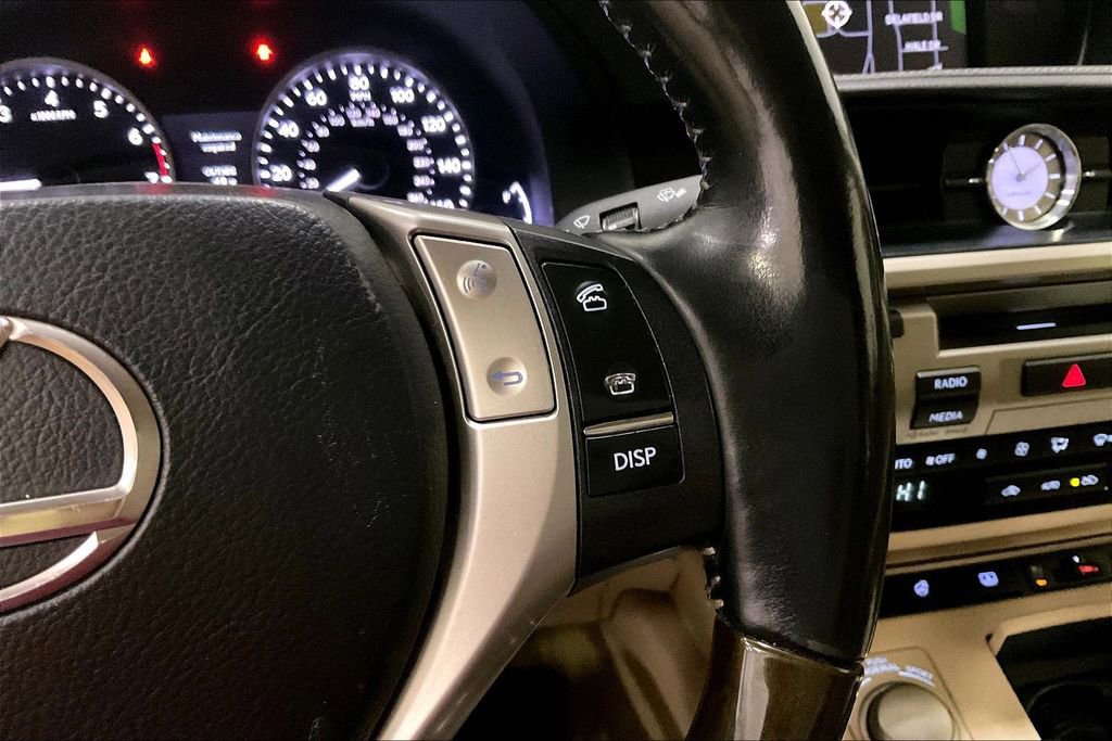 Used 2015 Lexus ES 350 w/ Luxury Package image 14