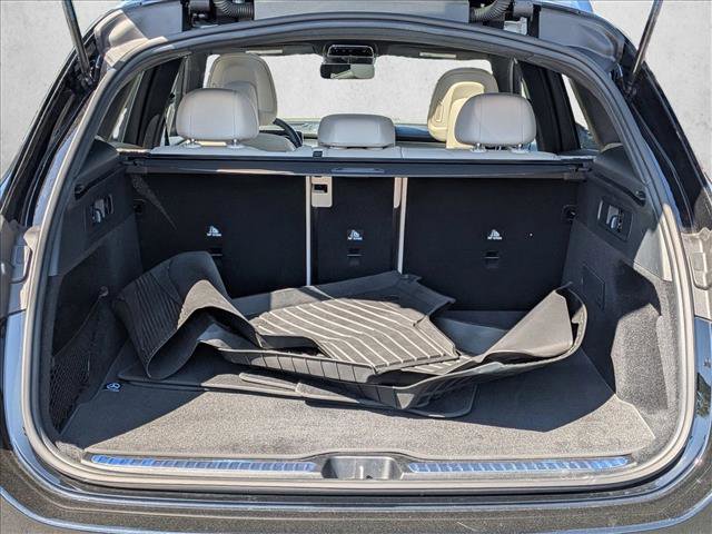 Used 2024 Mercedes-Benz GLC 300 4MATIC image 6