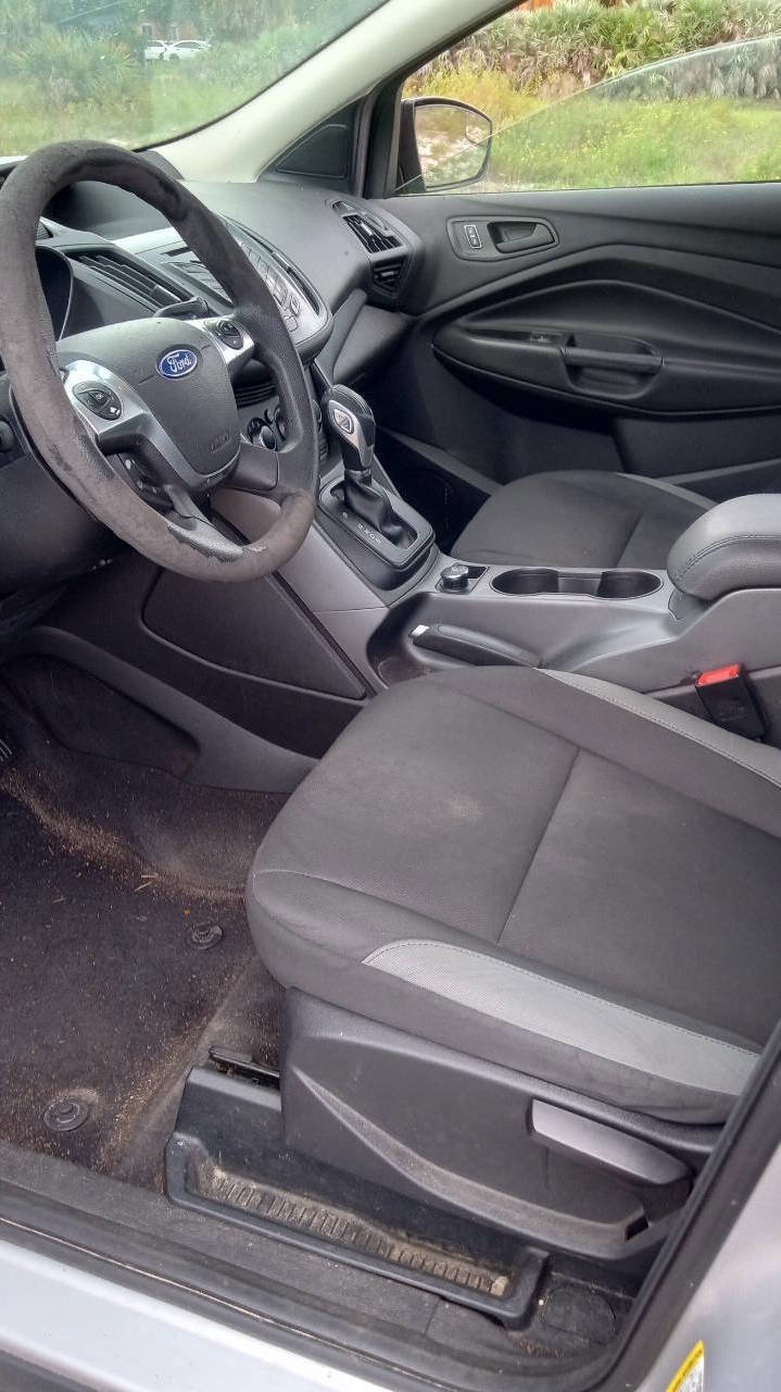 Used 2015 Ford Escape S image 10