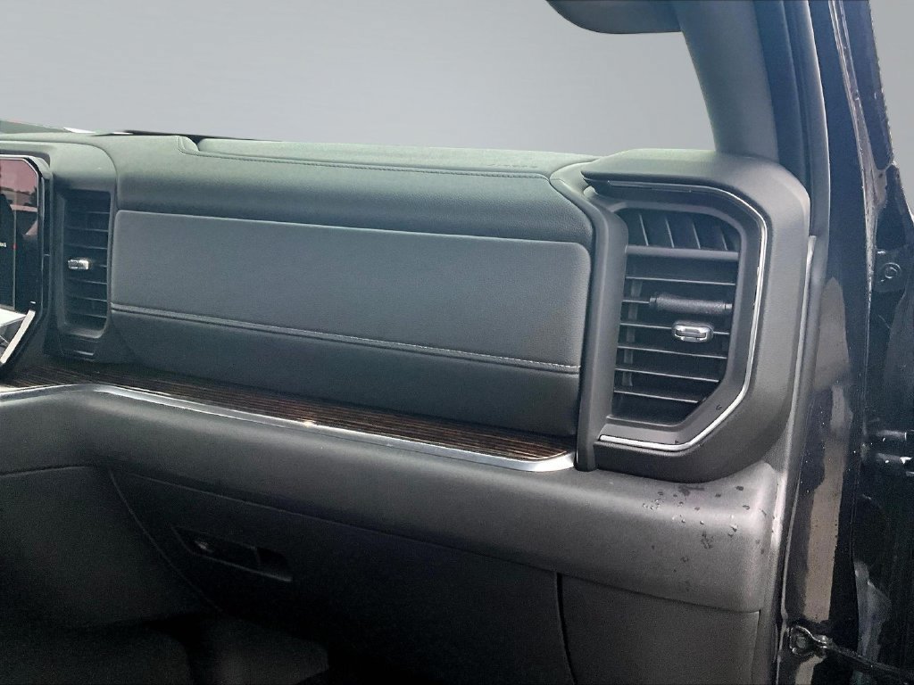 Used 2023 GMC Sierra 1500 SLE AWD/4WD image 29