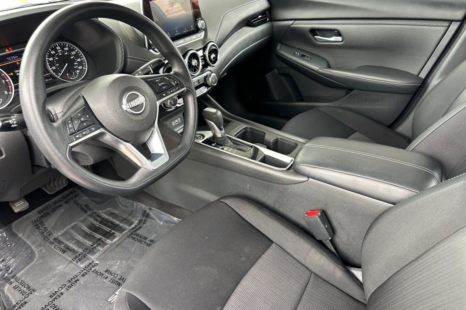 Used 2025 Nissan Sentra SV FWD image 8