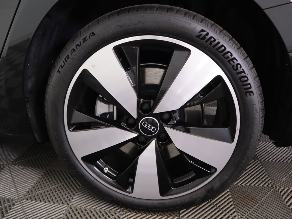 Used 2025 Audi A5 2.0T Premium Plus w/ Premium Plus image 33