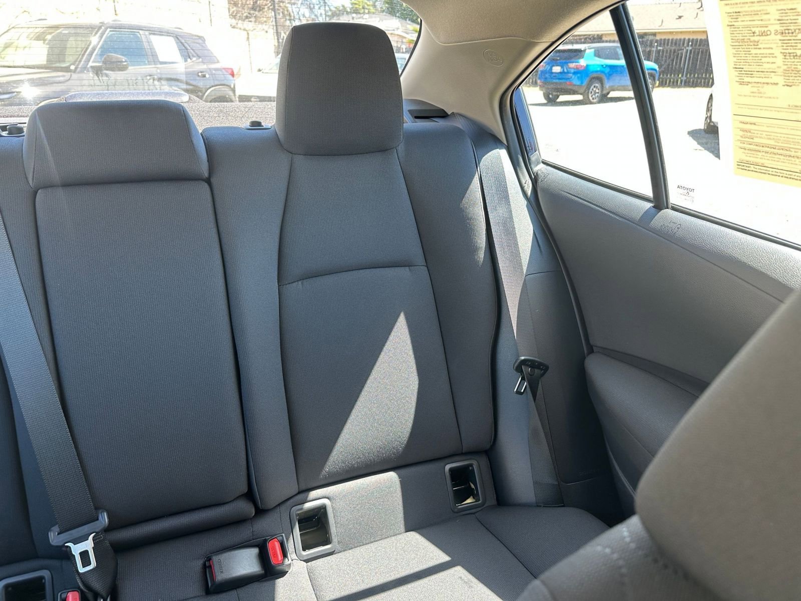 Used 2025 Toyota Corolla LE image 35