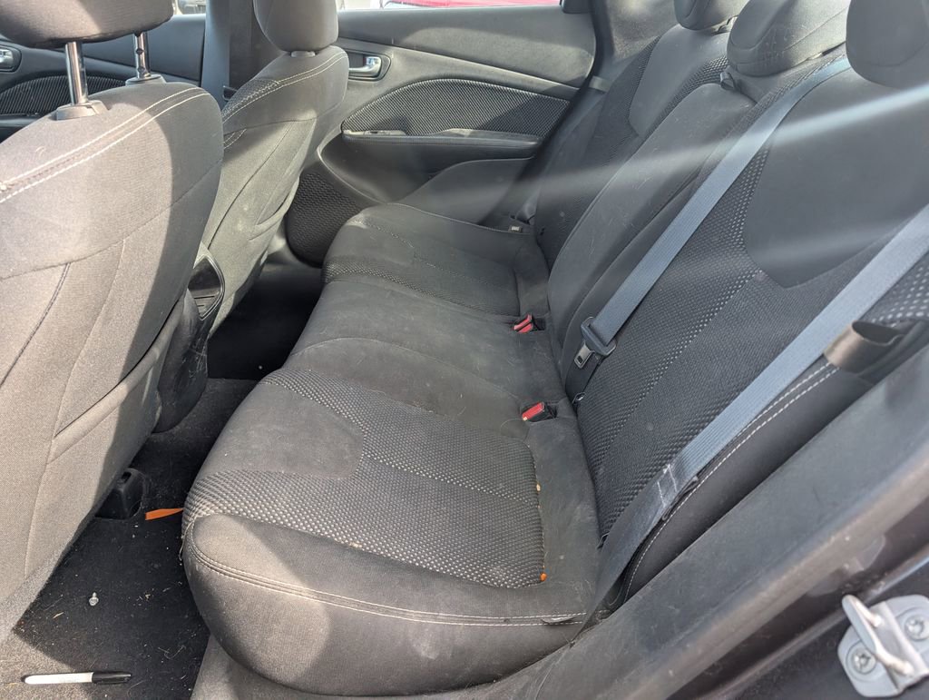 Used 2016 Dodge Dart SXT image 7