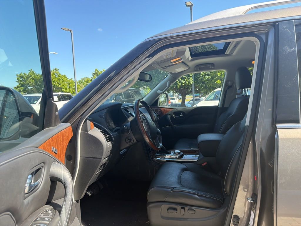 Used 2018 INFINITI QX80 4WD w/ Driver Assistance Package image 33