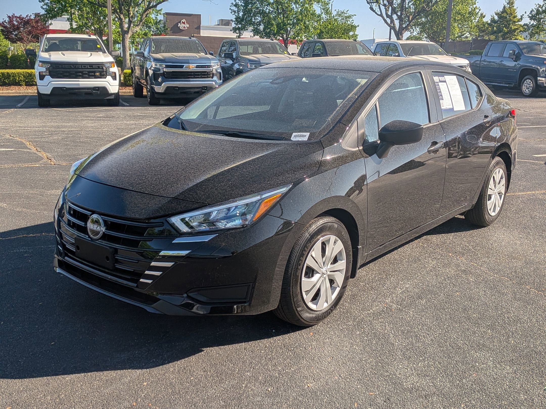 Used 2025 Nissan Versa S w/ Trunk Package FWD image 5