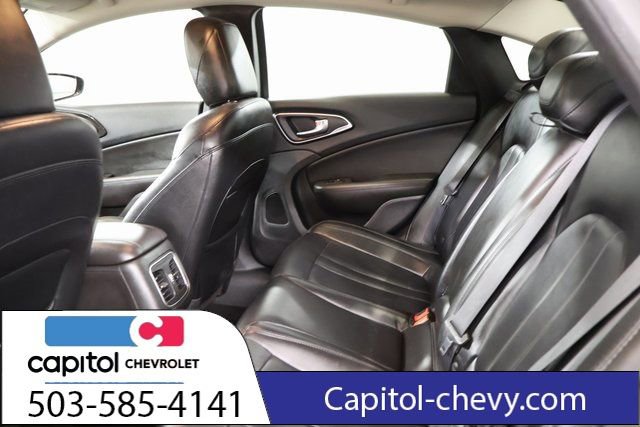 Used 2015 Chrysler 200 C image 29