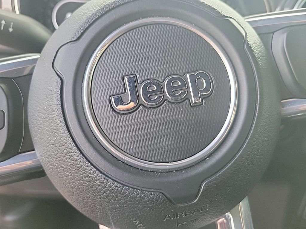 Used 2021 Jeep Wrangler Unlimited Sahara AWD/4WD image 26