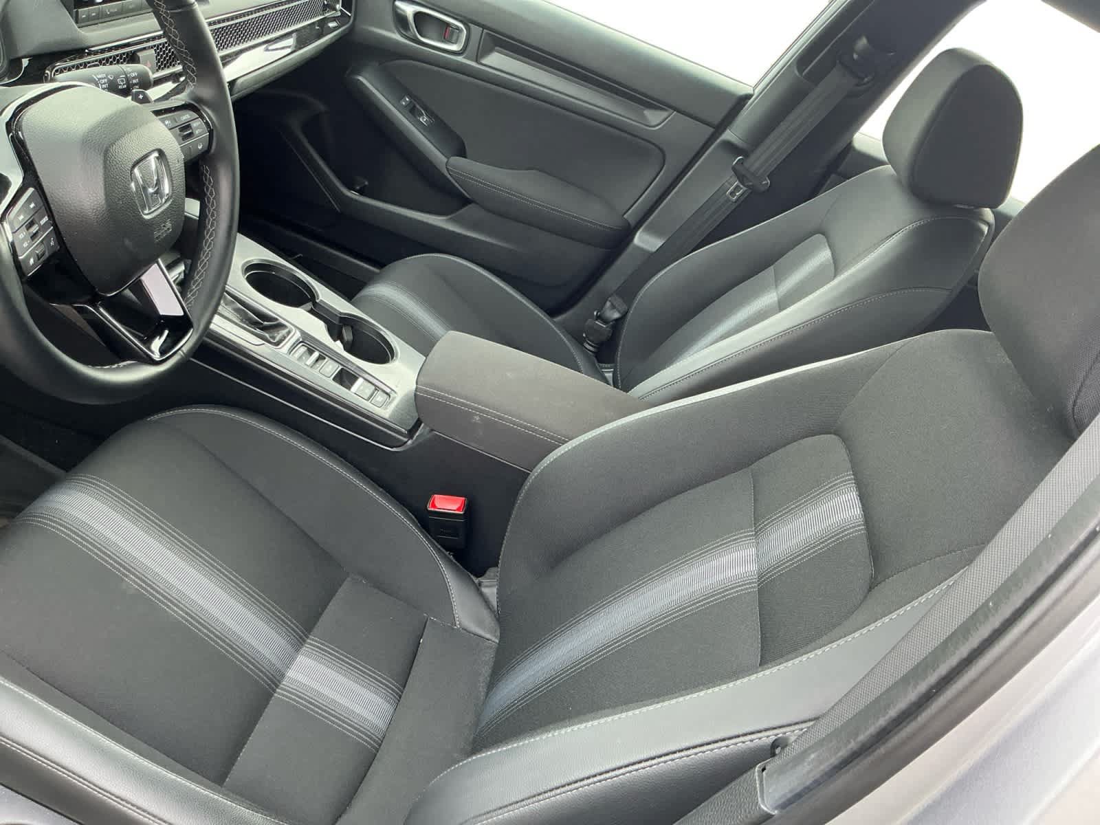 Used 2025 Honda Civic Sport image 9